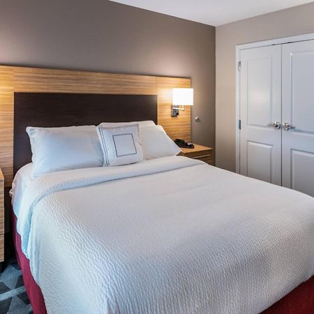 Towneplace Suites By Marriott Milwaukee Оук-Крік Екстер'єр фото